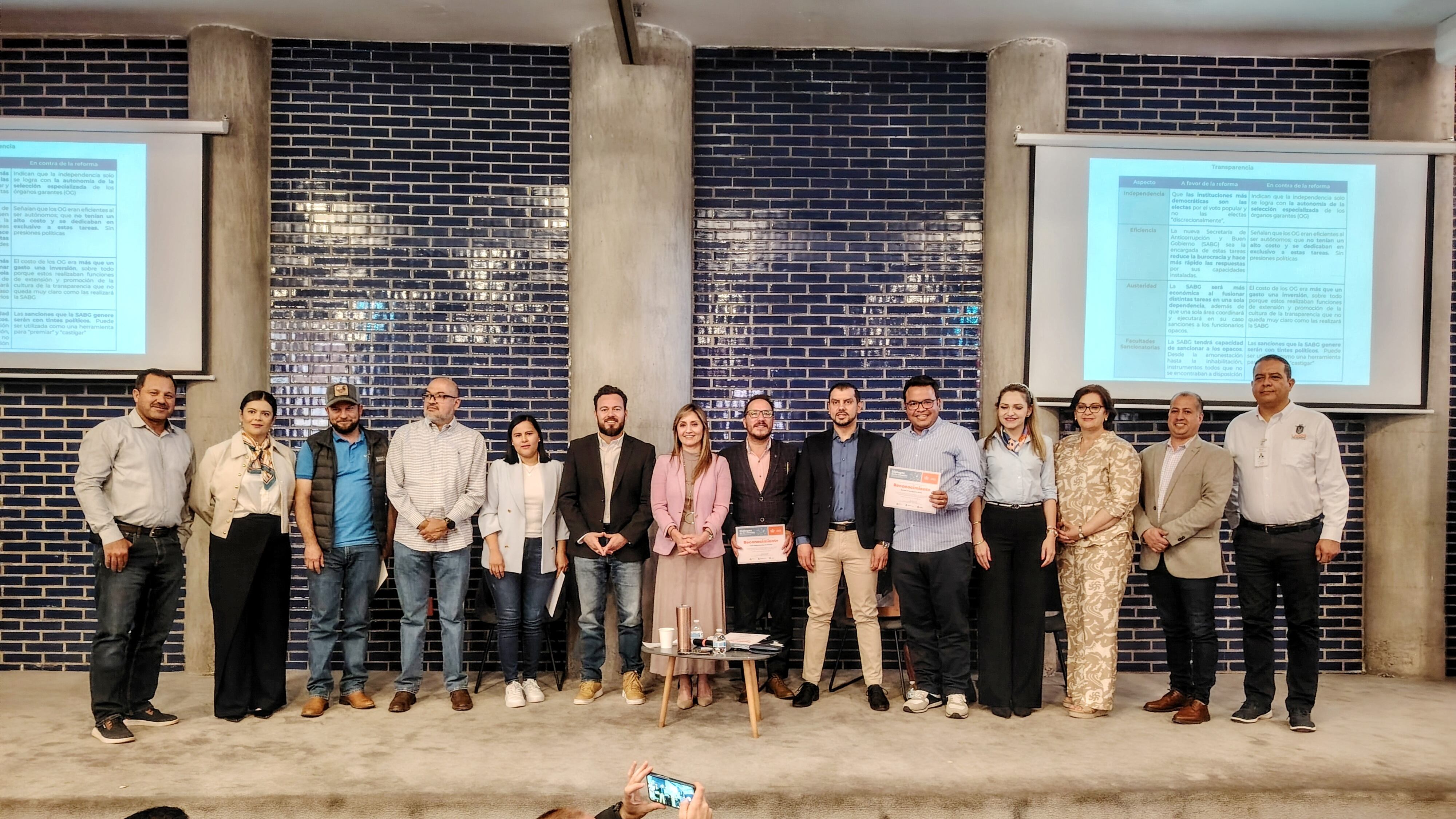 En este foro se abordaron los puntos principales para impulsar una reforma de transparencia que permita una mayor rendición de cuentas por parte de los gobiernos municipales de Los Altos.