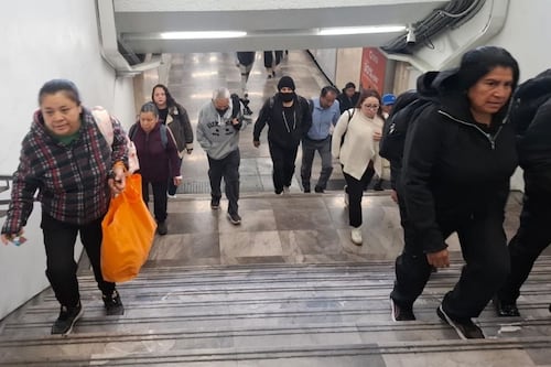 Lluvia ralentiza el Metro CDMX: aplican marcha de seguridad en 8 líneas y usuarios reportan retrasos