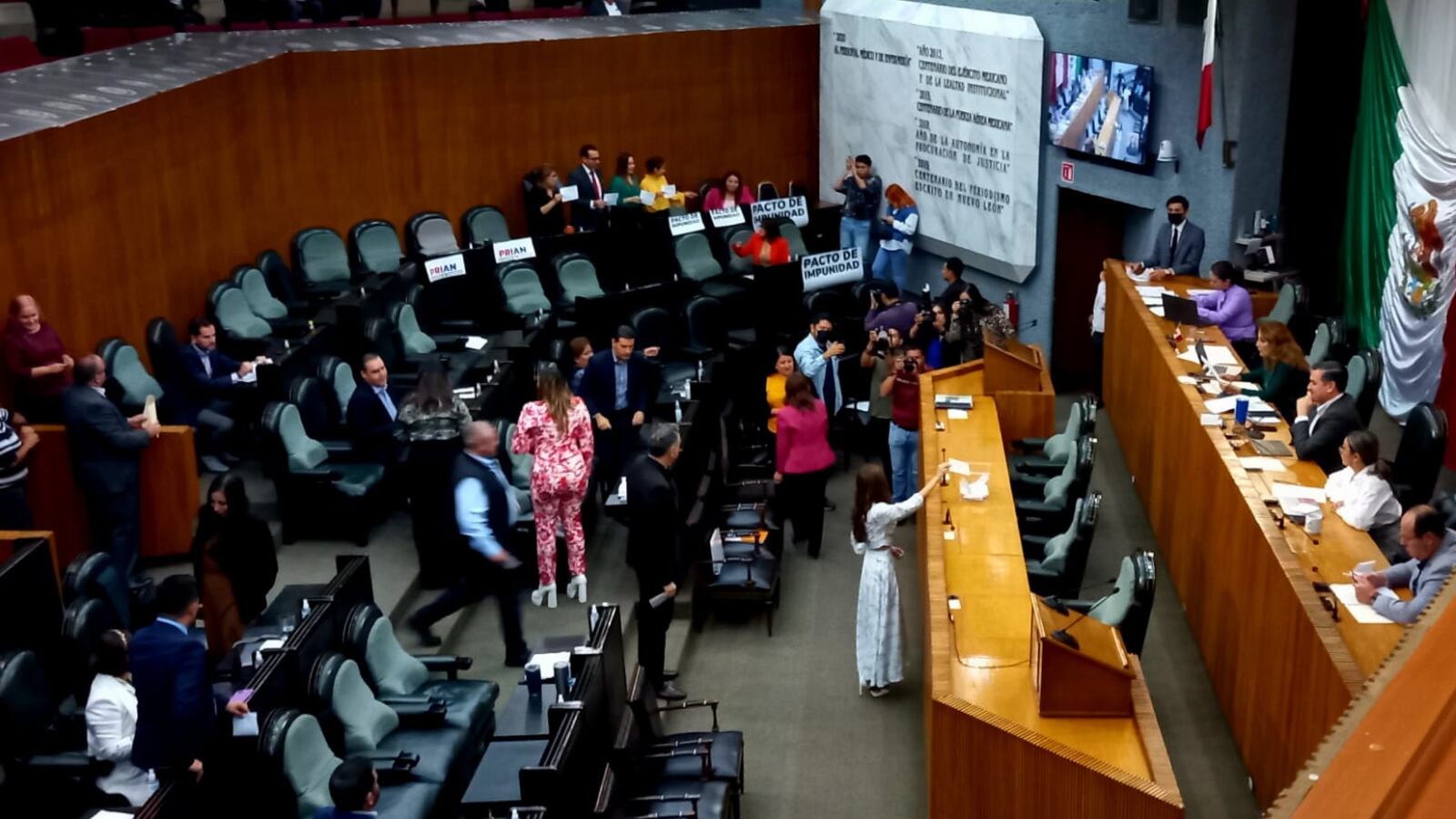 El requerimiento fue emitido por el juez en funciones, Carlos Armando Moreno Pérez.