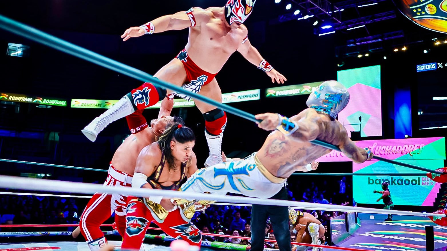 Los Guerreros Laguneros vs. Atlantis Jr., Templario y Esfinge