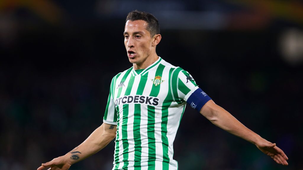 Andrés Guardado es el mexicano con más partidos en Europa.