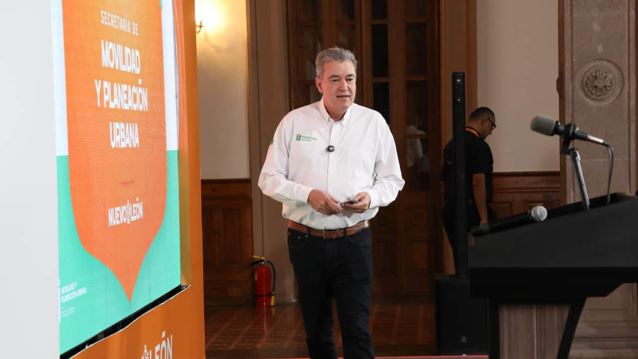 El funcionario estatal señaló que las nuevas líneas del Metro 4 y 6 ya registran en sus trabajos un avance global de 71%.