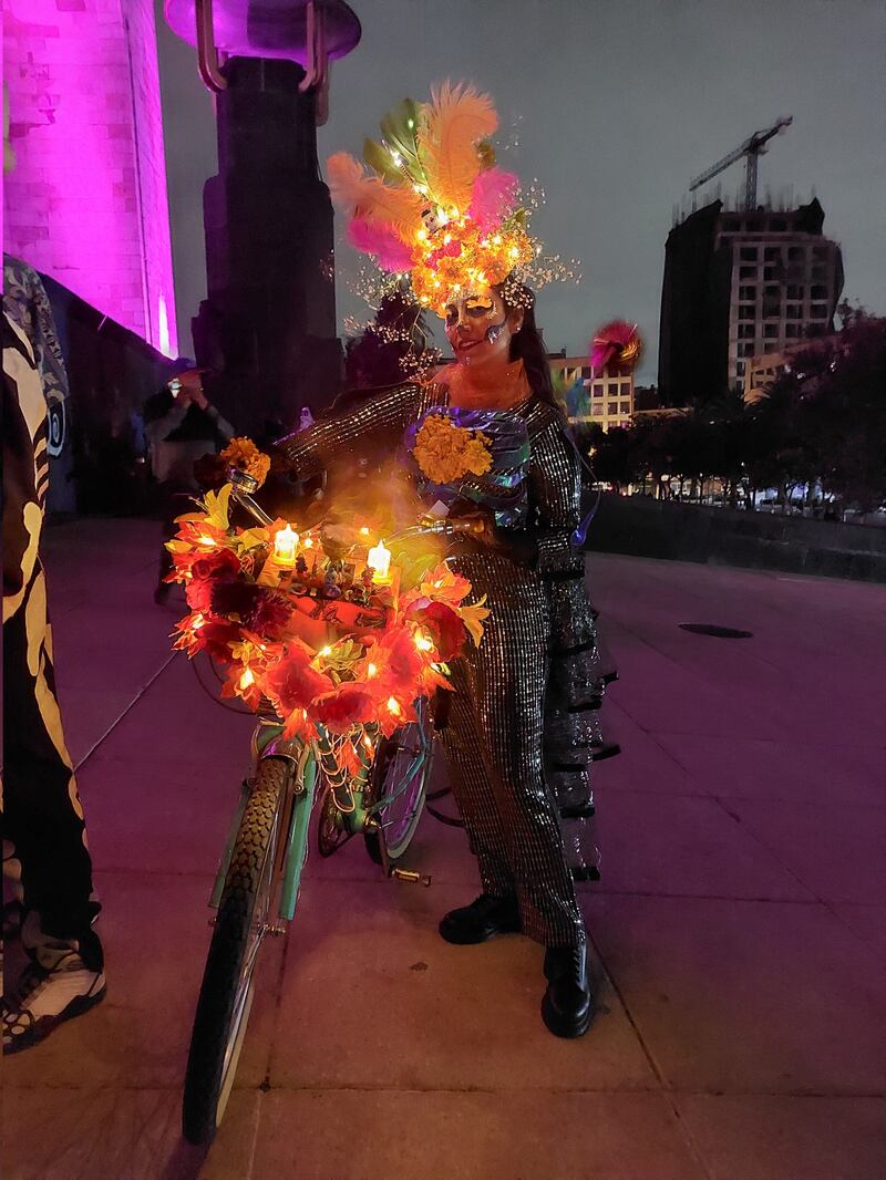 Paseo Nocturno Día de Muertos CDMX: Fotos de los mejores disfraces de la noche