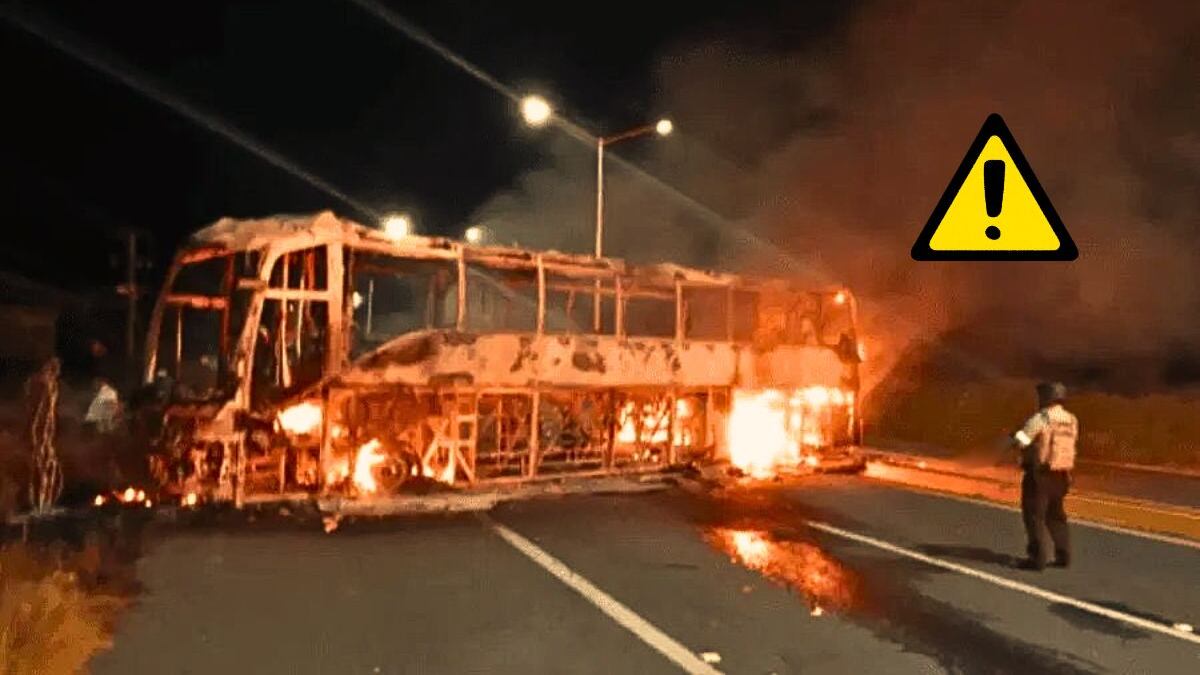 Video narcobloqueos en Zacatecas: queman más de 30 vehículos en varios municipios; esto se sabe