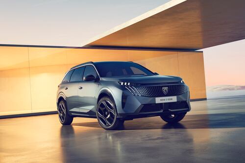 Peugeot E-5008: prestaciones nunca antes vistas