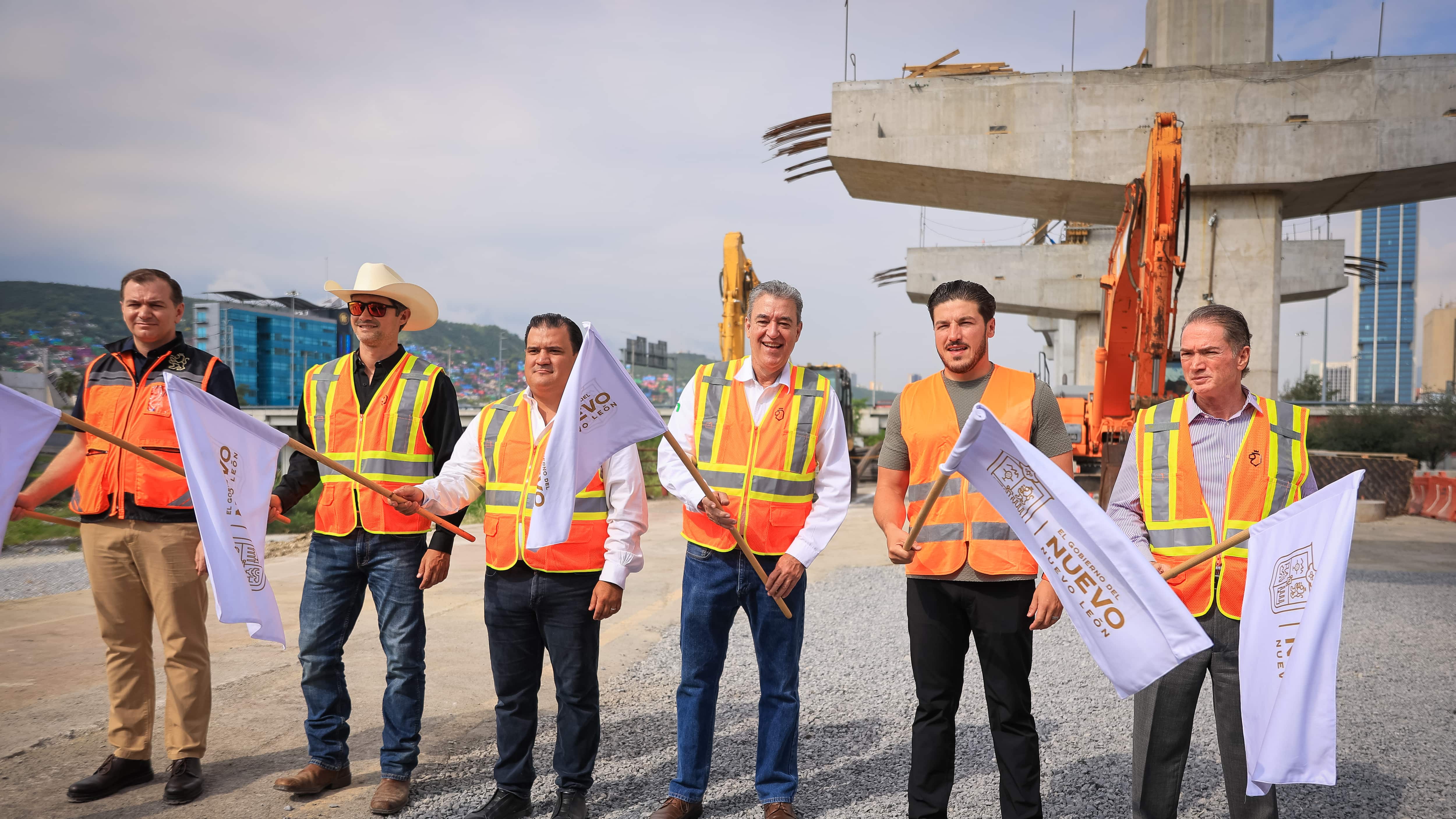 El gobernador señaló que también se debe cuidar el Río Santa Catarina.