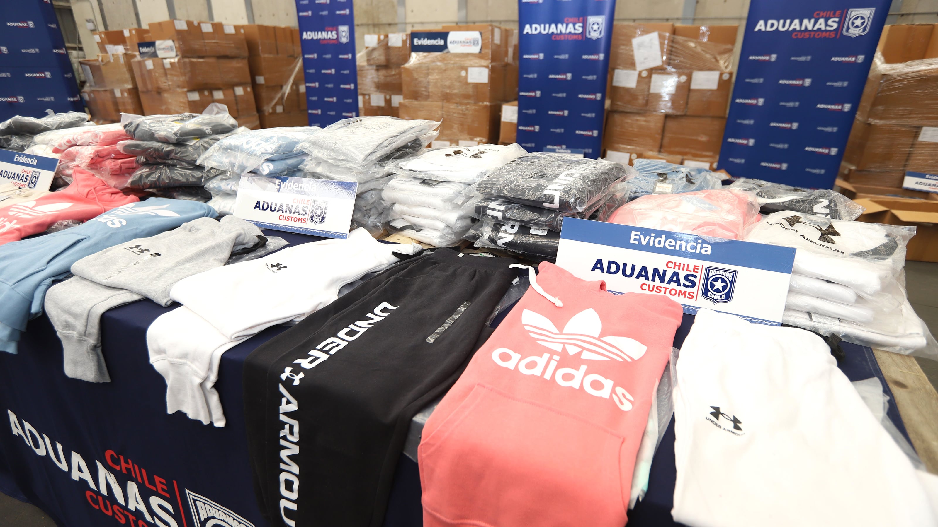 Venta de ropa falsificada