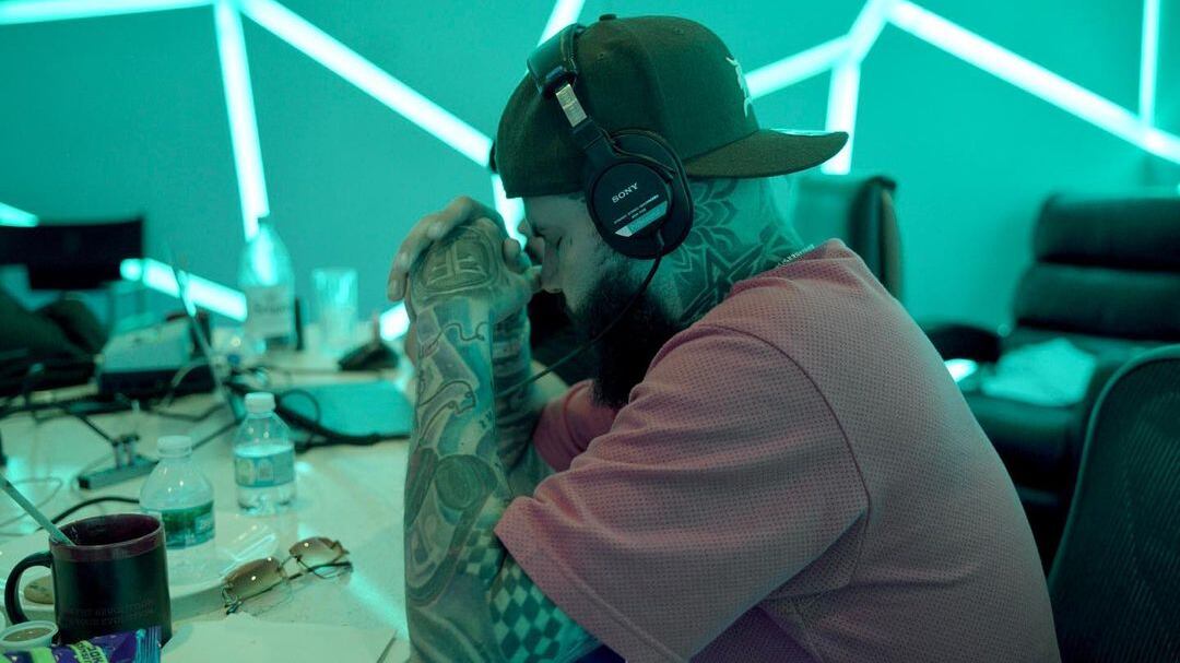 El precio que indicó Farruko te dejará con la boca abierta