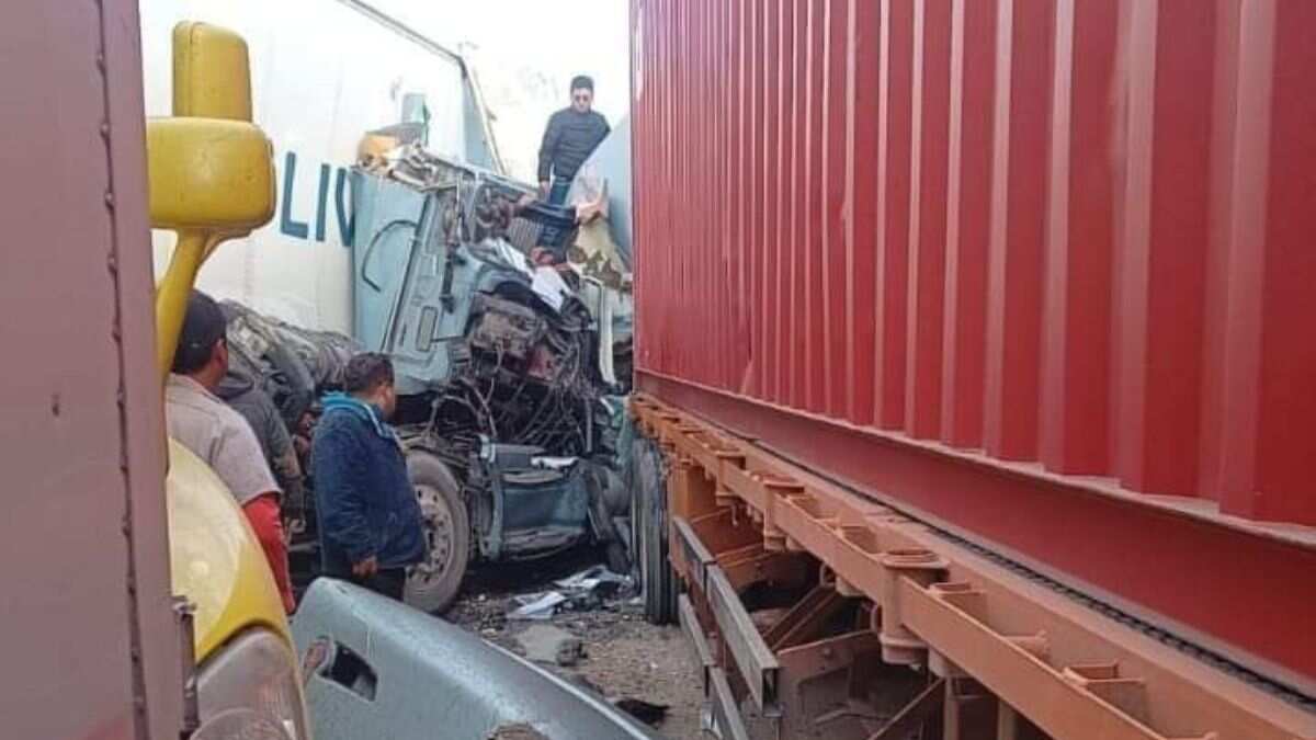 Accidente en autopista México-Querétaro.
