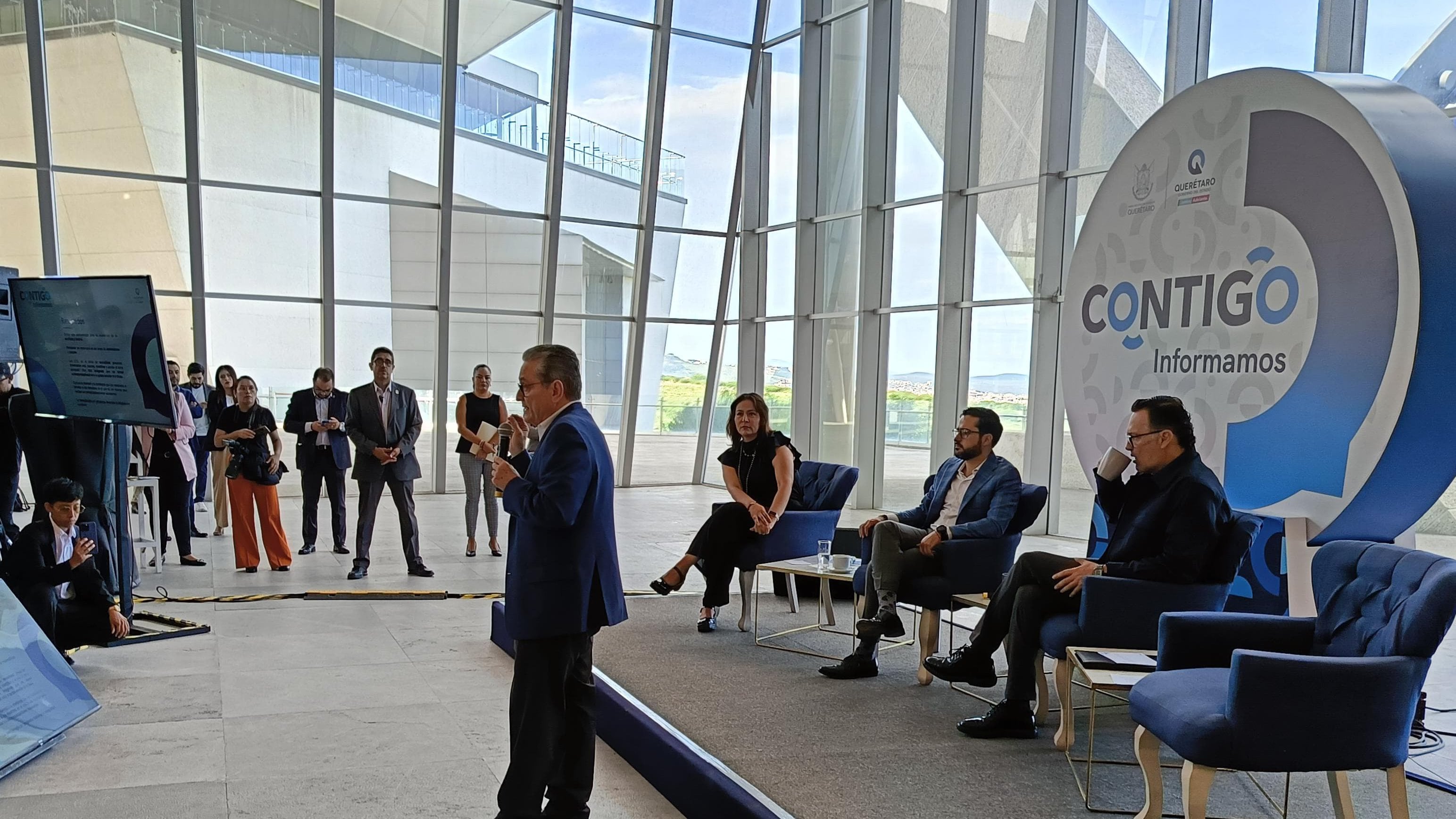 Kuri dijo que los libros de texto no reflejan las condiciones que se viven en Querétaro. (Cortesía)