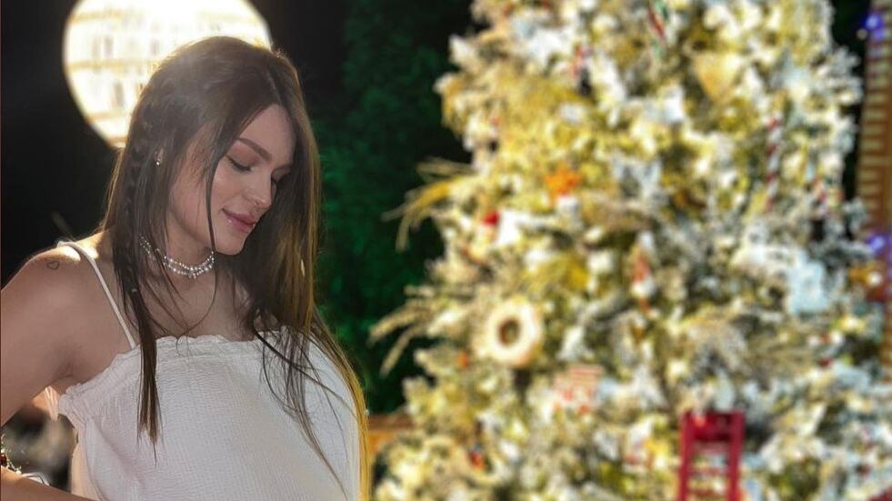 “Me siento sola sabiendo que lo tengo todo”