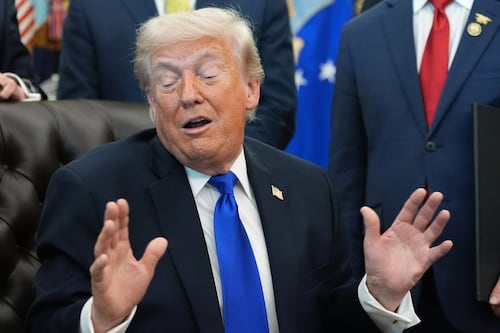 ¿Más petróleo ante tensión con Irán? Trump impulsa oleoducto clave entre Canadá y EE.UU.