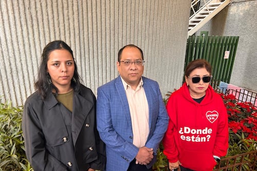 Exigen prueba de vida de catedrático colombiano desaparecido en aeropuerto de Monterrey