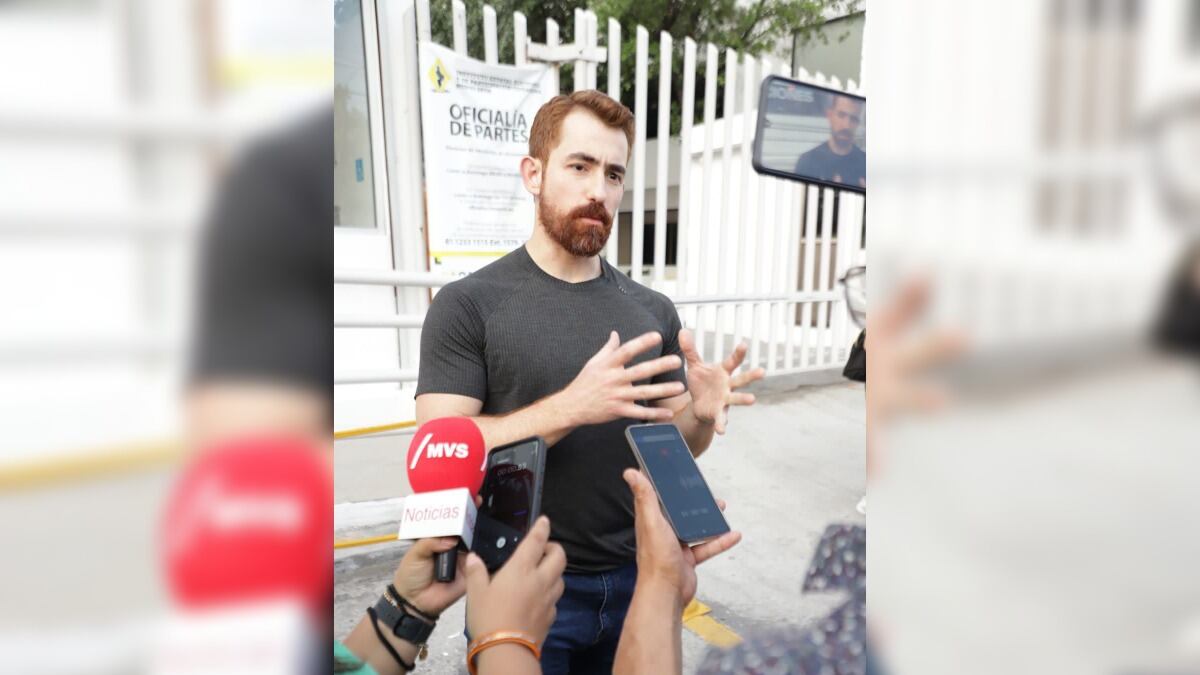 El morenista dijo que es casi inminente la aprobación de su candidatura a la alcaldía de Monterrey.