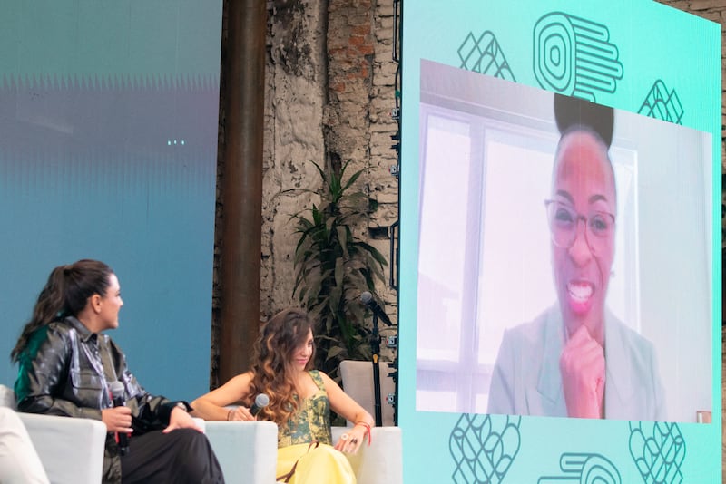 En el foro “El deporte femenil, la economía que nadie vio venir”, organizado por Caliente en la CDMX, Fernanda Sainz aseguró que la liga femenil ya supera en audiencia a otros deportes y advirtió que es momento de que las mujeres controlen la narrativa y la inversión