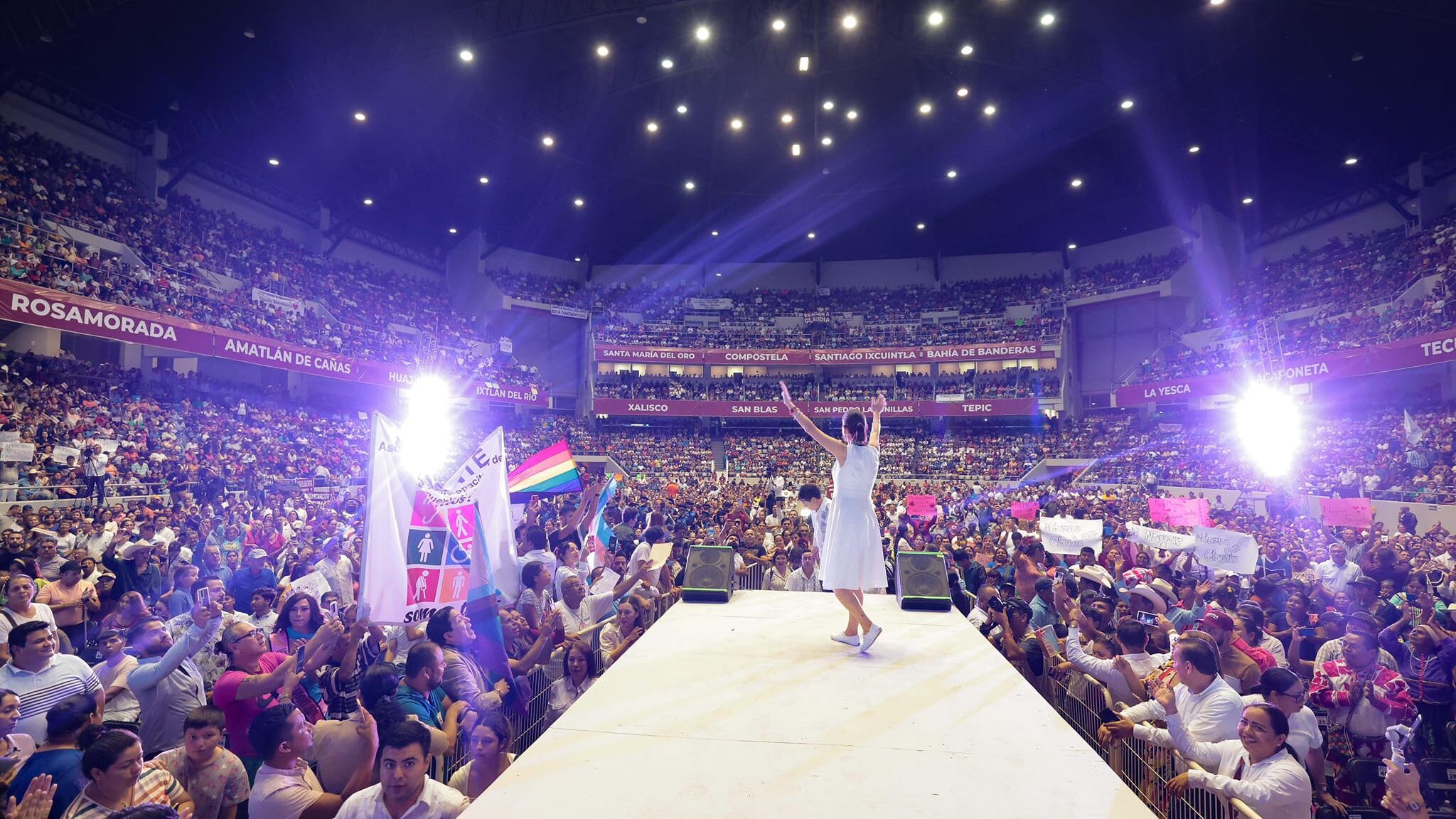 INE ordena a Claudia Sheinbaum suspender mítines masivos