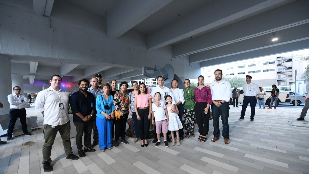 La obra fue cosupervisada, coadminsitrada, cocreada, compartida con todas las vecinas y los vecinos del sector.