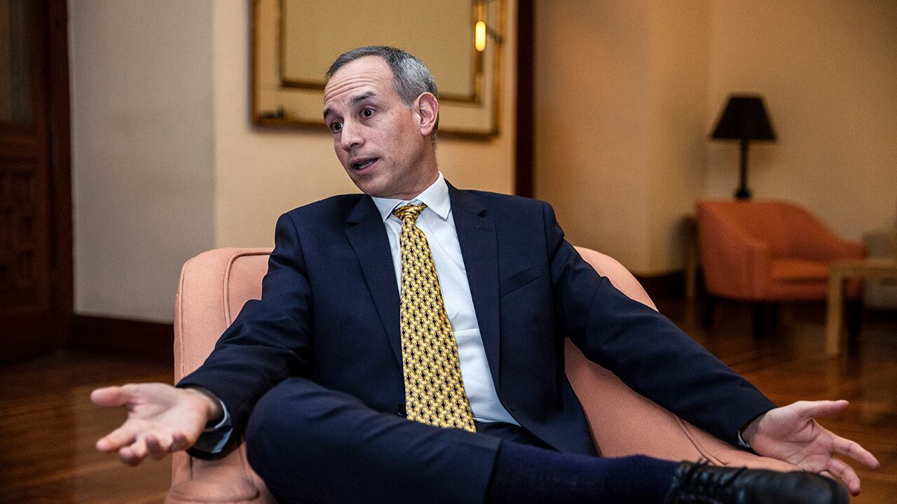 Tras el anuncio Lobo Domínguez concedió la suspensión provisional en un juicio de amparo que se interpuso contra la desaparición de dichas normas