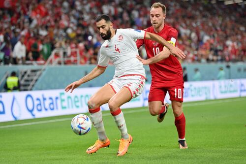 Dinamarca y Túnez empatan sin goles
