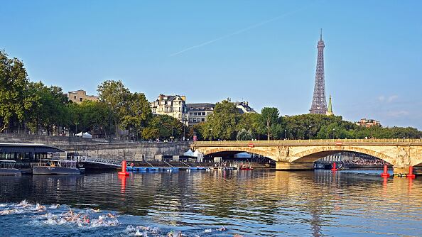 Estado del río Sena preocupa los atletas