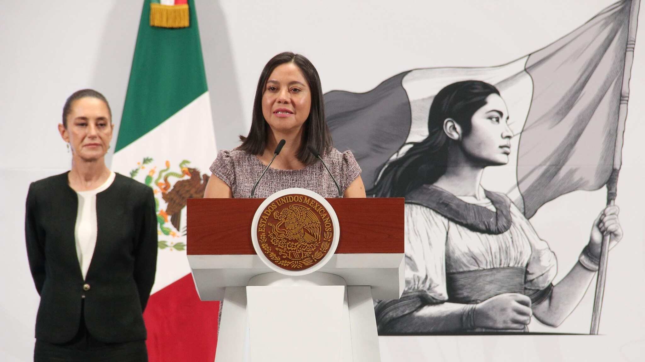 #PolíticaConfidencial Noemí Juárez no oculta admiración por presidenta