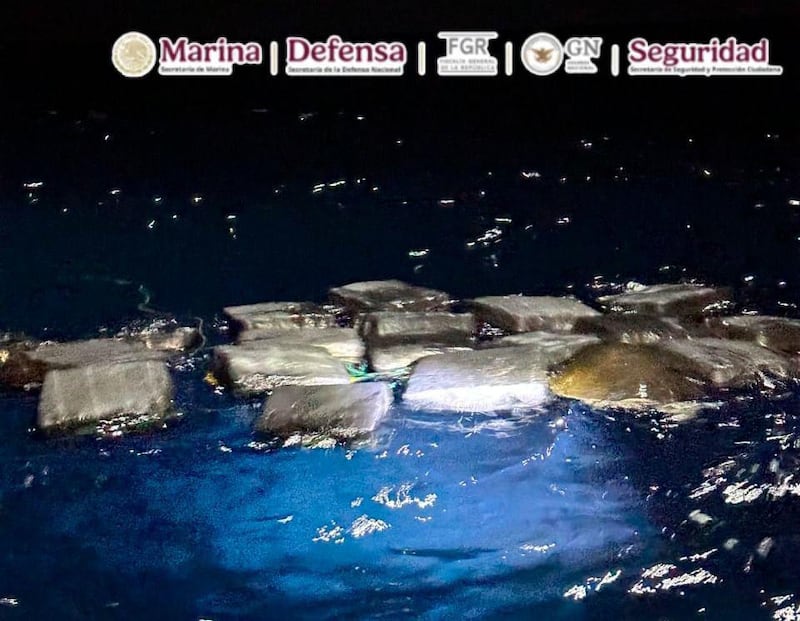 El peso bruto preliminar del cargamento es cercano a las dos toneladas; sin embargo, la cantidad exacta será determinada por las autoridades ministeriales correspondientes.