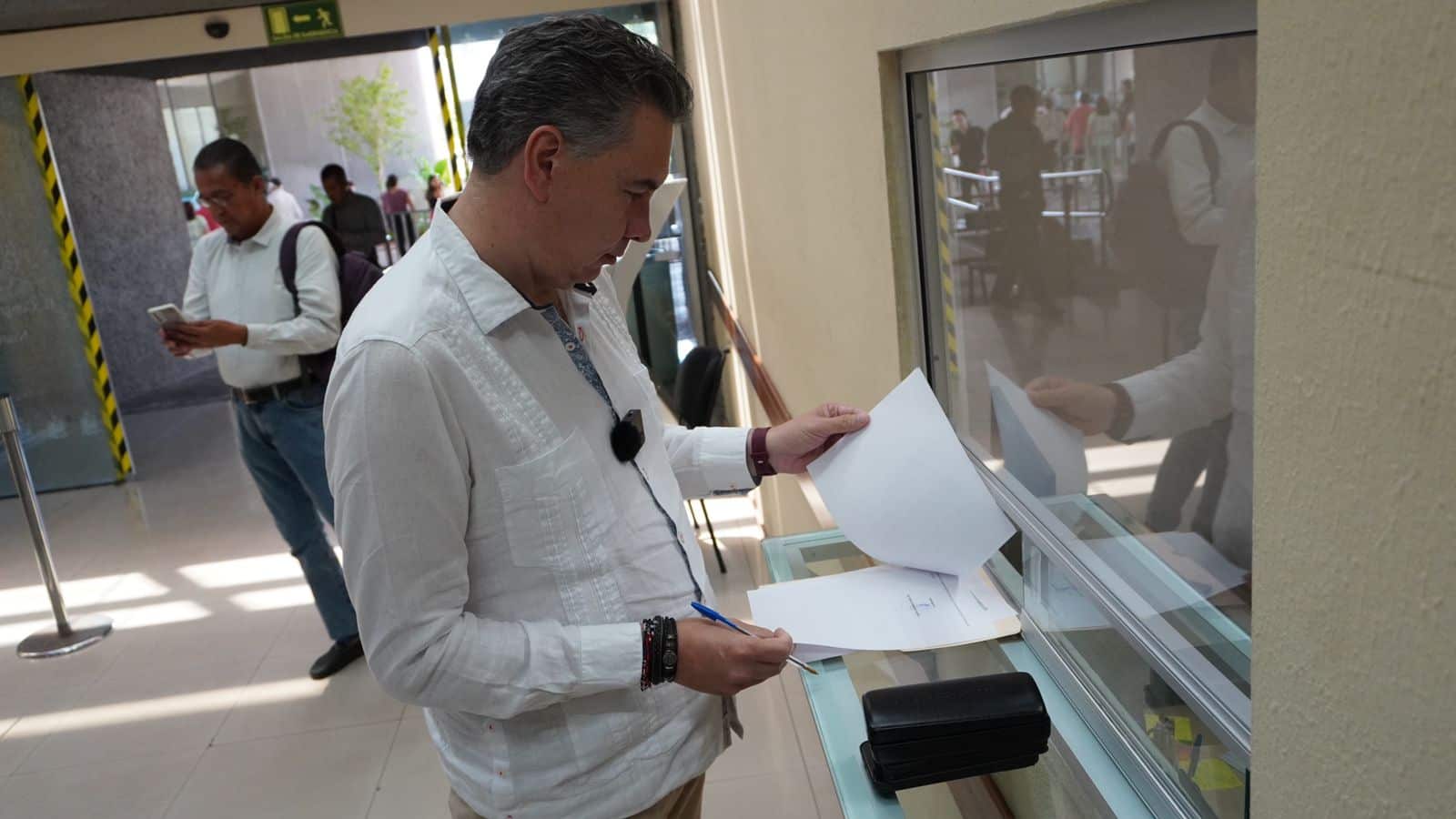 Fernández señaló que las llamadas “empresas fantasmas” lesionan los intereses de la sociedad al viciar los procesos electorales del país.