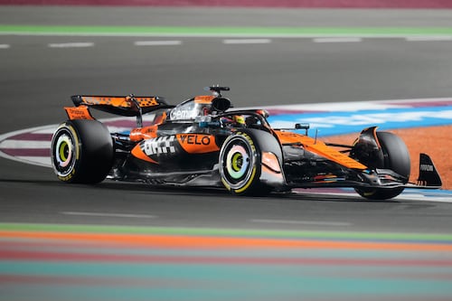 ¡Brillante! Oscar Piastri arrasa y logra la pole position para la carrera sprint