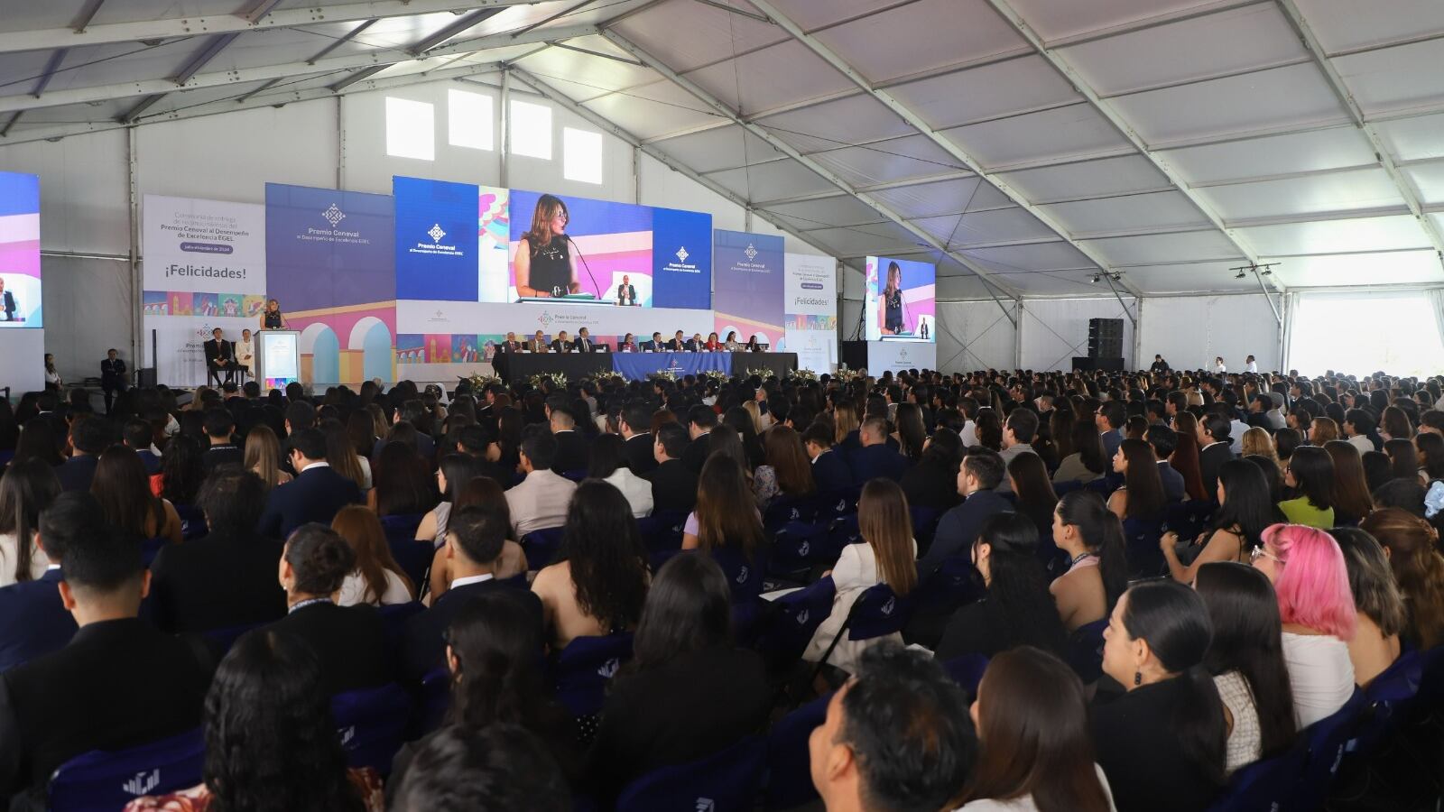 UAQ es premiada por el Ceneval.