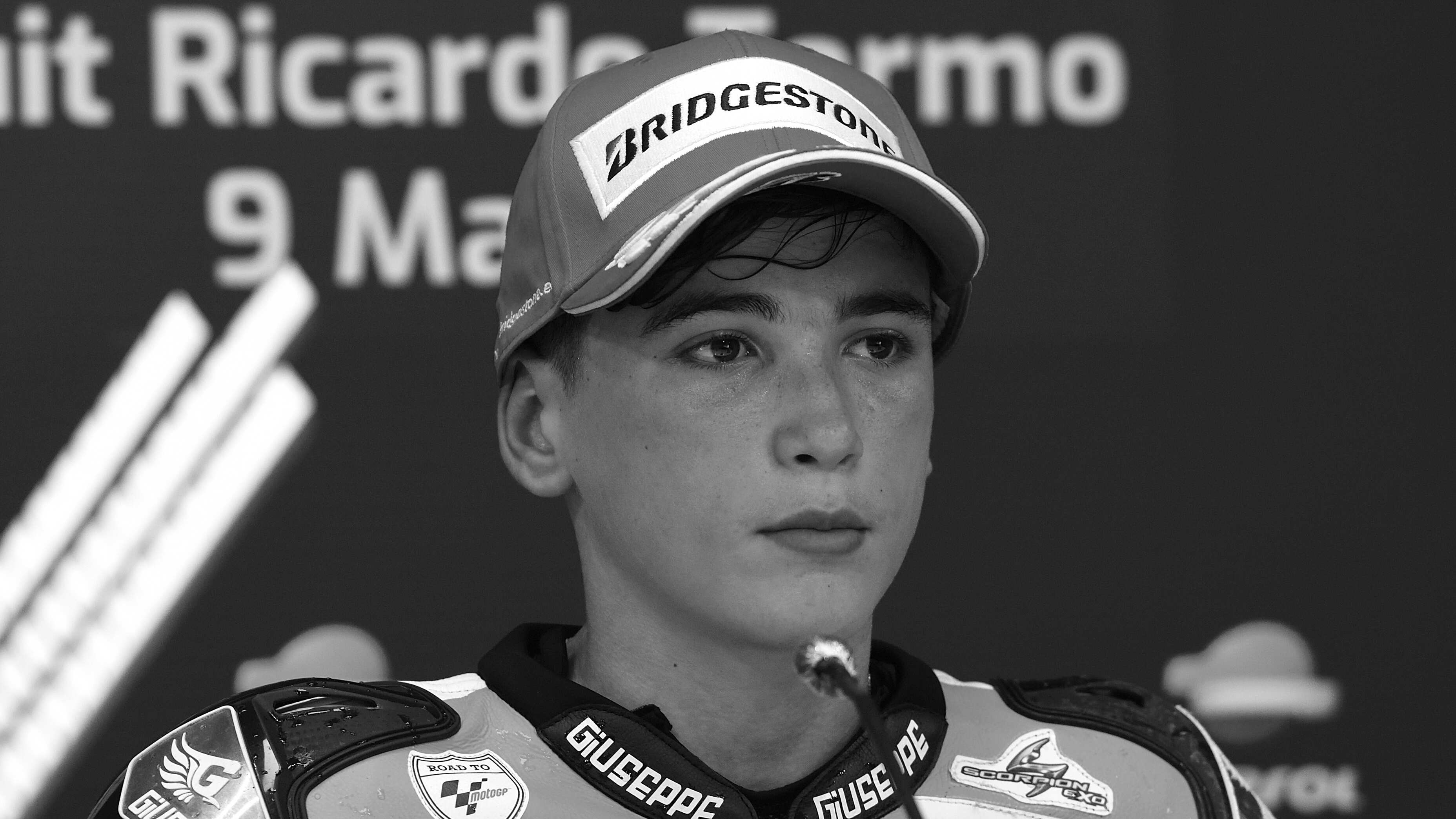 Fallece motociclista de 14 años tras ser arrollado en carrera