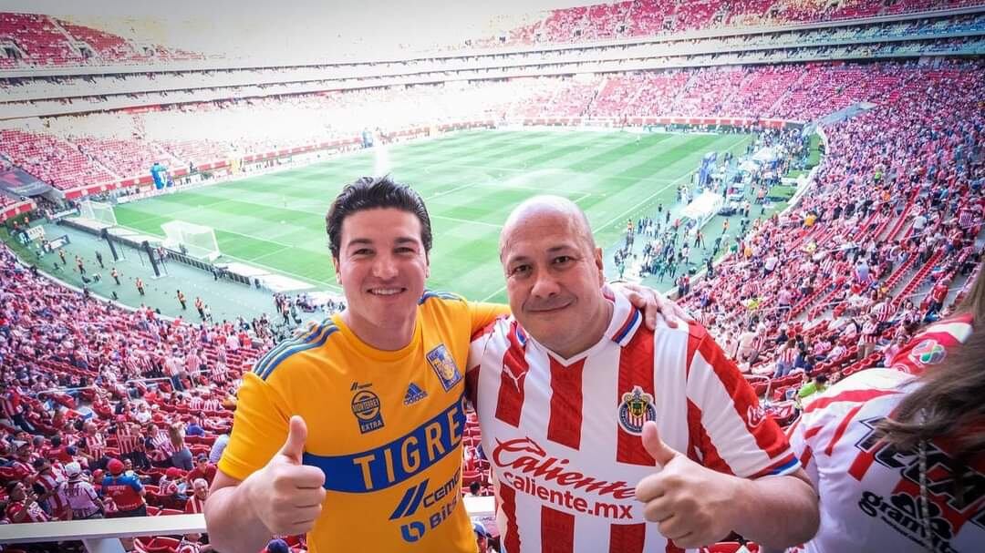 Samuel García y Enrique Alfaro en el estadio Akron I @samuel_garcias