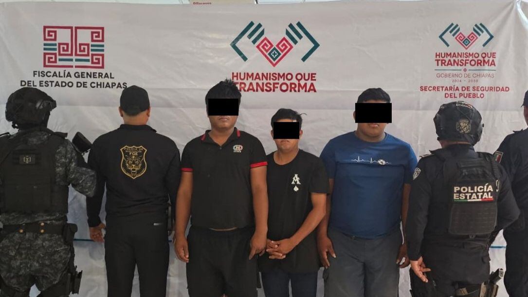 Rescatan a migrantes vietnamitas retenidos en Tapachula, Chiapas