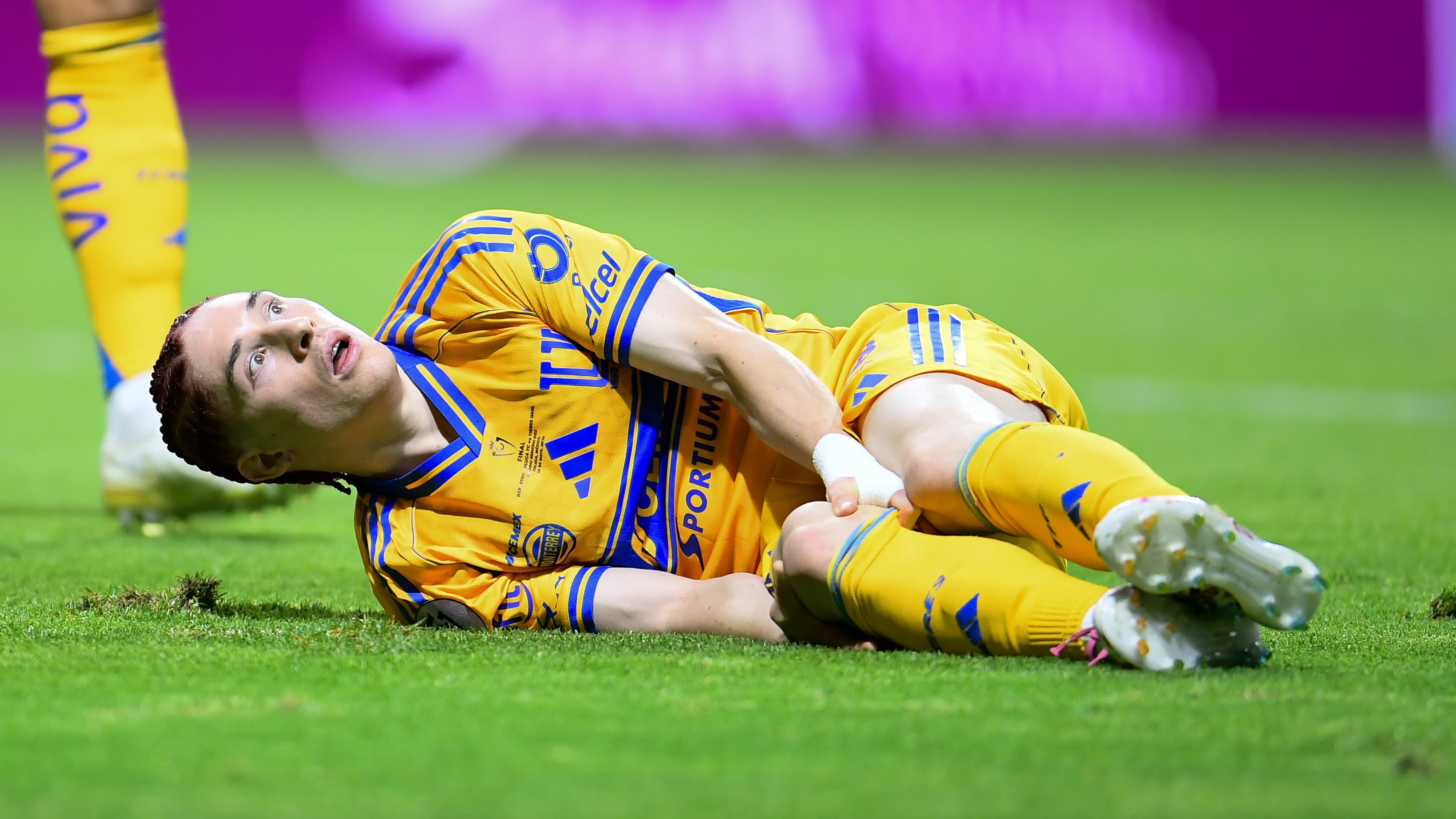 Marcelo Flores se lesionó en la final de Concachampions.