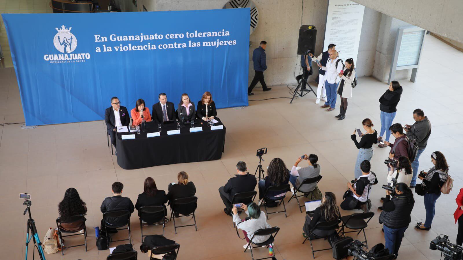 Alerta de Violencia de Género sigue en 17 municipios.