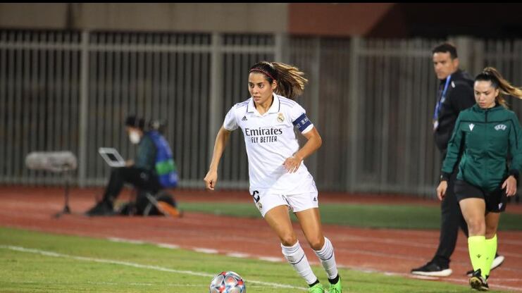 Kenti Robles fungió como la capitana en el encuentro I Instagram