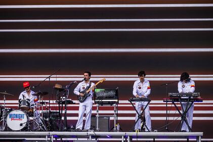 La espera terminó, este sábado 7 de octubre se lleva a cabo la nueva edición del Festival Pulso GNP en el Autódromo de Querétaro, mismo que será testigo de la presentación de Morat, Sebastián Yatra, Lasso, Gera Mx, Allison, Austin TV, entre otros artistas.