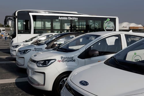 Habilitan transporte provisional y taxis colectivos en Puebla: horarios, rutas y tarifas