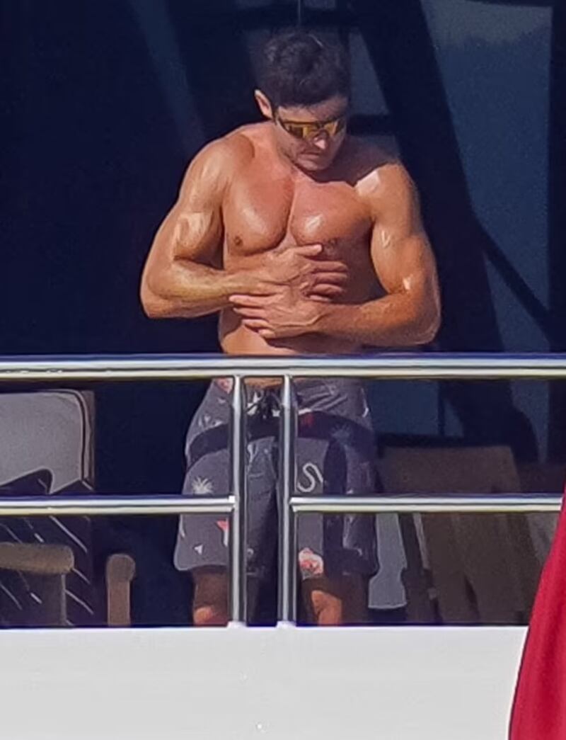 Zac Efron en St. Tropez. Foto: Daily Mail