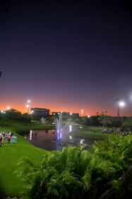 El reconocido empresario Benjamín Salinas Sada dio el esperado banderazo de salida a la tercera edición del prestigioso Mexico Open, consolidándose como una destacada fecha en el circuito de la PGA. El torneo se llevará a cabo del 22 al 25 de febrero, prometiendo emocionantes momentos en el mundo del golf.

Destacando la participación de 16 jugadores latinos, la edición de este año contará con la presencia de ocho talentosos mexicanos. Entre ellos, se encuentran nombres destacados como Raúl Pereda, Roberto Díaz, Álvaro Ortiz, Sebastián Vázquez, Rodolfo Cazaubón, Santiago de la Fuente, José Antonio Safa y Omar Morales.

La presencia de estos golfistas locales añade un toque especial al evento, generando una gran expectación entre los fanáticos del golf en México y más allá. La competencia promete ser intensa, consolidando al Mexico Open como un referente en el calendario deportivo.

Los aficionados pueden esperar días emocionantes llenos de habilidad y destreza en el campo, donde estos destacados representantes de la región buscarán conquistar el prestigioso título del Mexico Open. La comunidad golfista aguarda con entusiasmo la llegada de esta emocionante cita que promete dejar huella en el mundo del deporte.

¡Prepárense para vivir la emoción del golf con la tercera edición del Mexico Open del 22 al 25 de febrero!