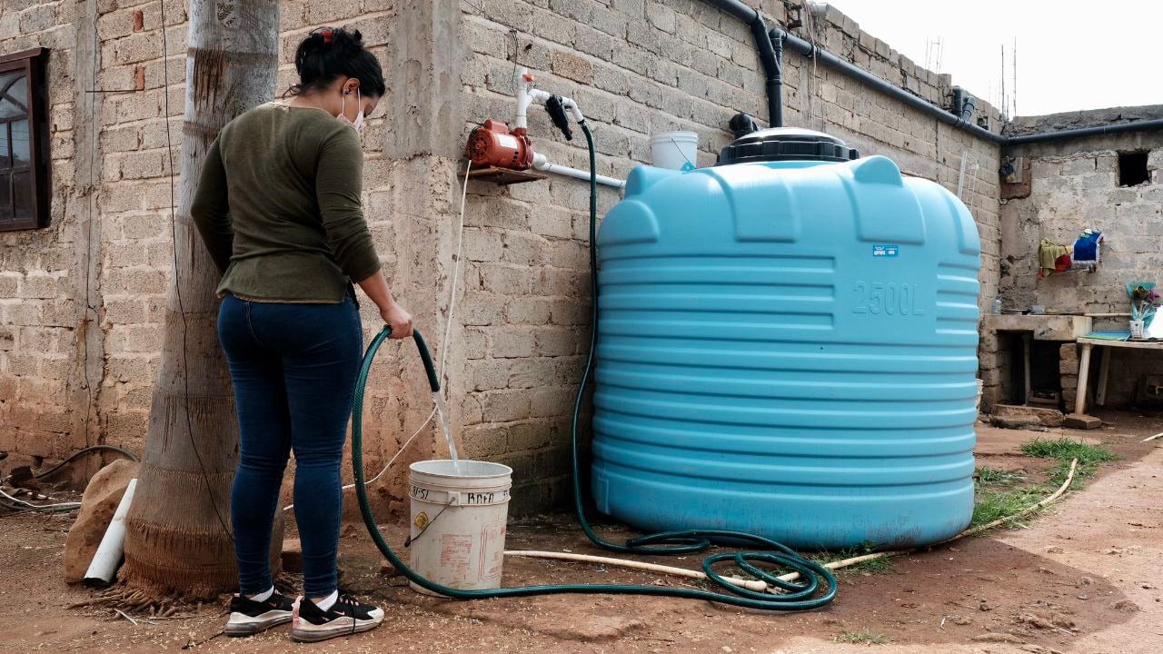 Los "Nidos de Lluvia" es uno de los proyectos del Gobierno del Estado que permite recolectar el agua de lluvia y convertirla en apta para el uso humano. ESPECIAL