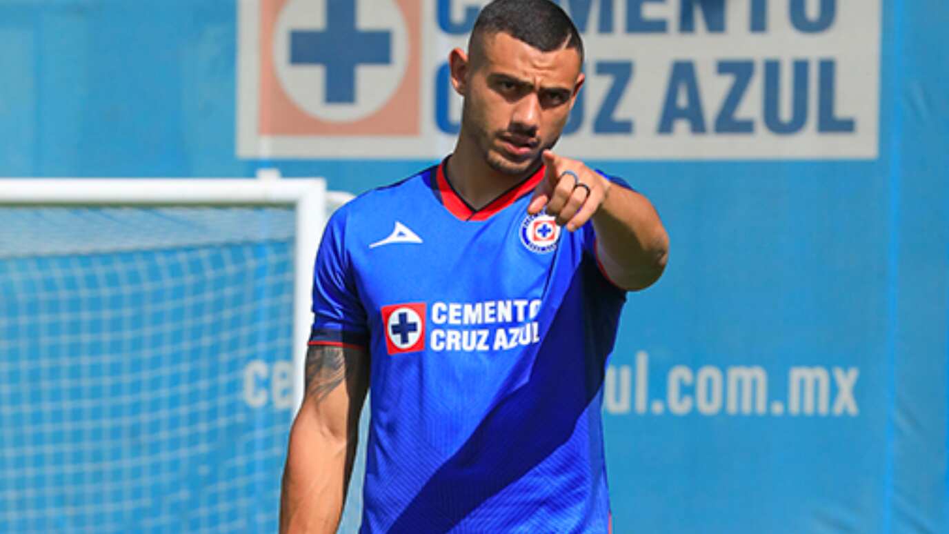 Giorgos Giakoumakis es el nuevo goleador de Cruz Azul.