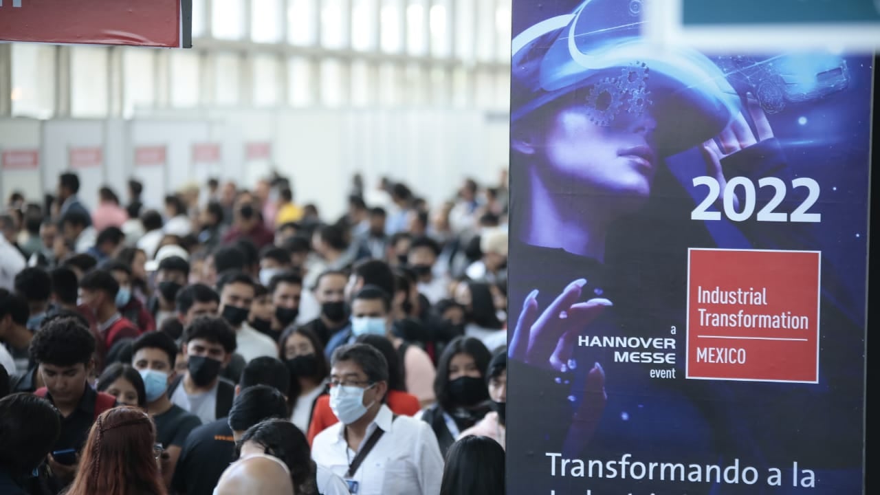 La industria automotriz, aeroespacial y médica van a sexta velocidad, pero las agricultura y pesca va en primera, como si apenas hubiera arrancado.