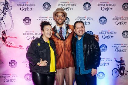 Cirque du Soleil regresó a México para presentar su nuevo espectáculo ‘Corteo’, es por ello que diversas personalidades asistieron para disfrutar del show, entre las que se encontraban Ferka, Jorge Losa, Erika Buenfil y Roger González.