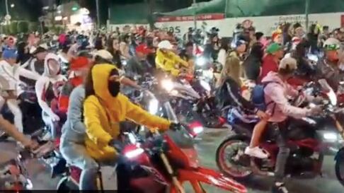 Rodada de motociclistas en CDMX. Foto: @RaulGtzNR