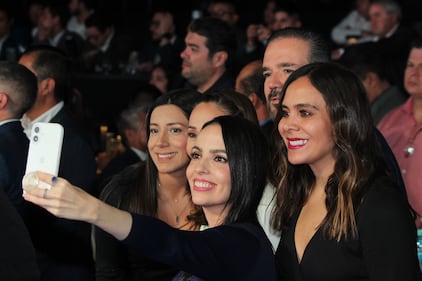 Político Mx celebra una década informando sobre la política de México.