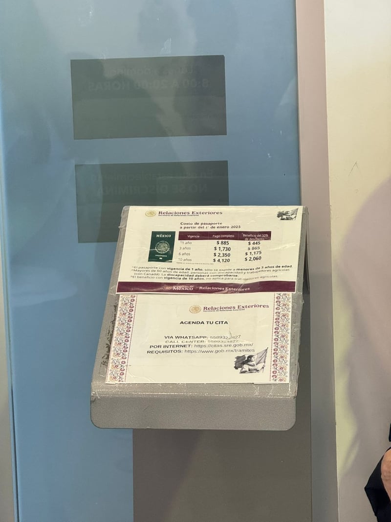 México tiene el pasaporte más caro del mundo: cuesta casi la mitad del salario mínimo mensual