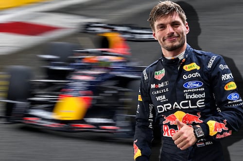 ¡Viene de ganar y quiere más! Max Verstappen conquista la pole para la sprint en Singapur
