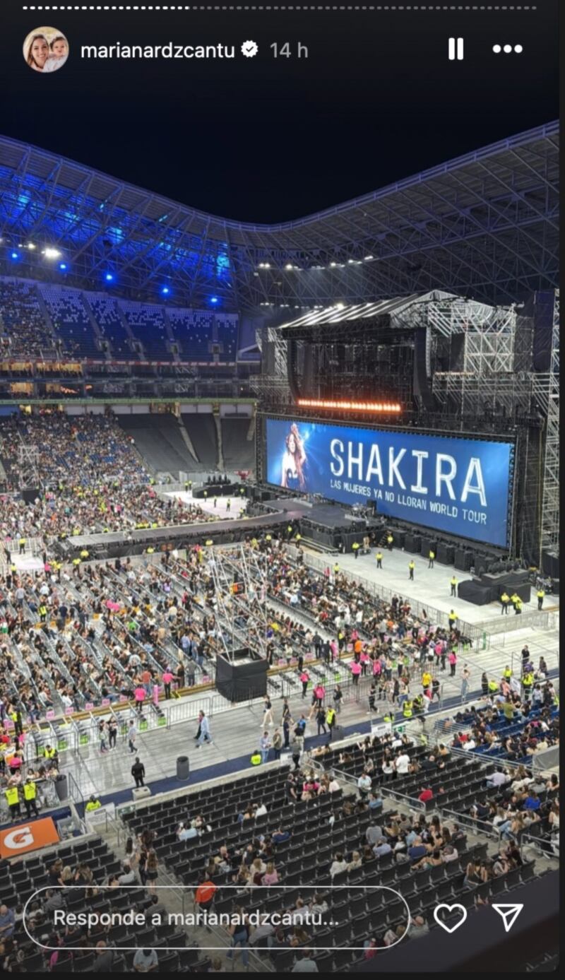 Shakira reúne a influencers, políticos y celebridades en su primer show en México