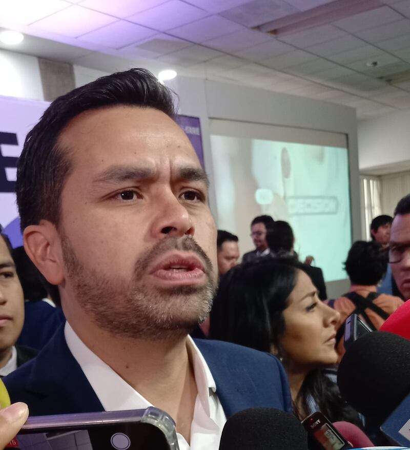 El  emecista apuesta por seguir el ejemplo de California y Colorado.