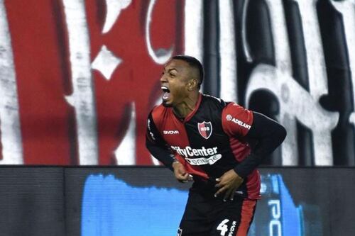 Ferretti desmiente al presidente de Newell’s que asegura que Willer Ditta no puede jugar en Cruz Azul
